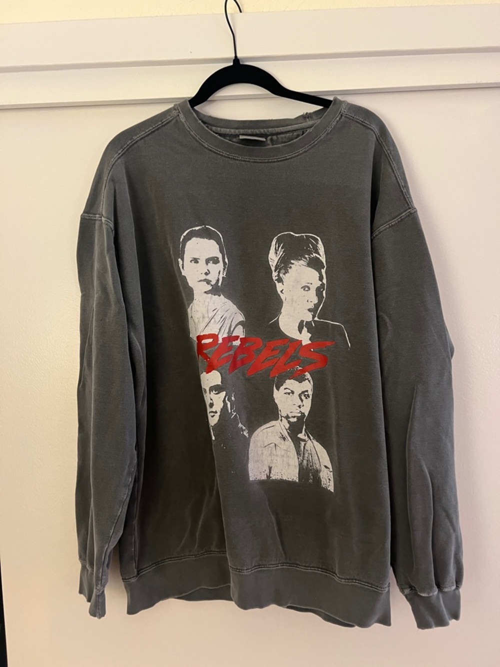 Comfort Colors Washed Gray 'Rebels' Graphic Star Wars Crewneck Sweatshirt